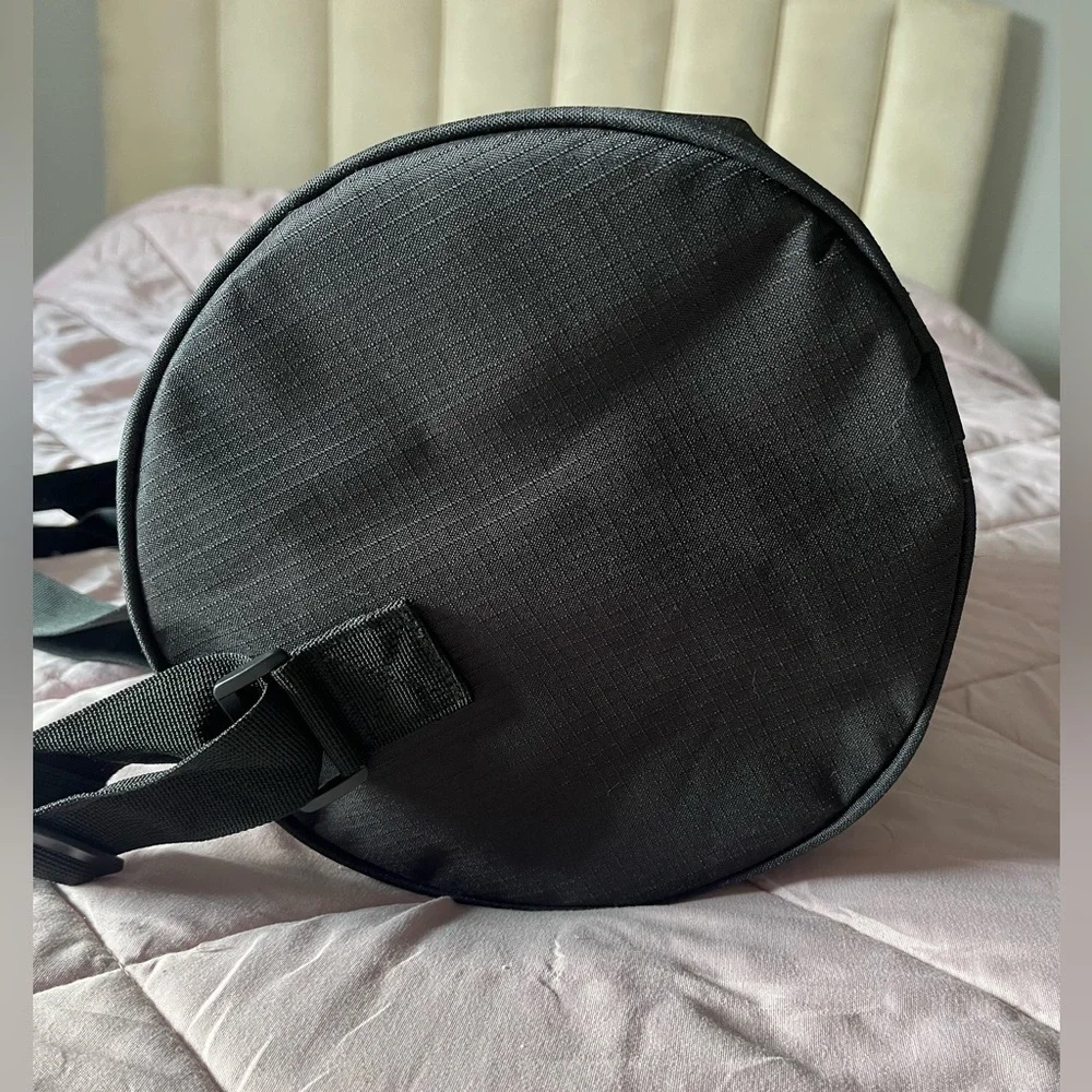 2 for $20 Fila Small Duffle Bag - Picture 5 of 7